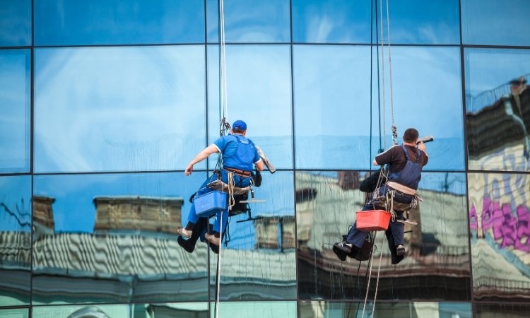 Remove Hard Water Spots From Windows in Singapore