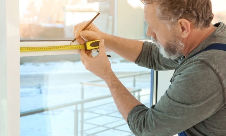 Measure a Window for Glass Replacement